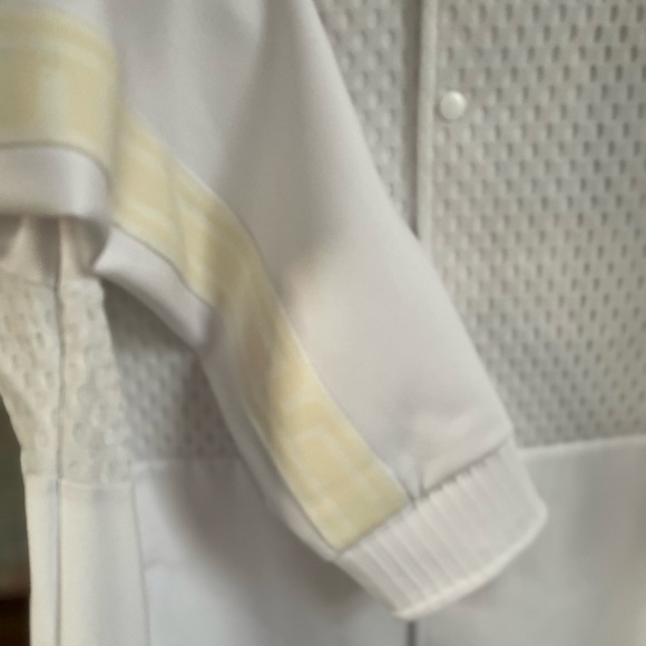 J. Lindeberg Nevaeh Coach Jacket in White - Women’s Size Medium - Picture 5 of 9